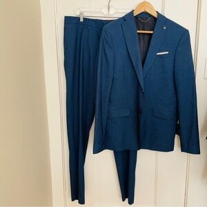 ZARA Essential 2-Piece Blue‎ Suit
